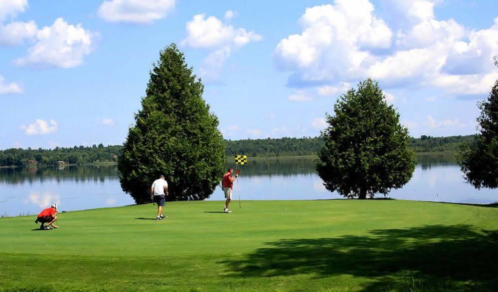 Highlands Four Season Resort Calabogie Zewnętrze zdjęcie